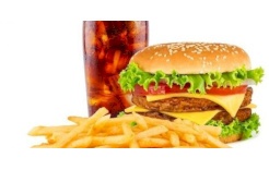 حيلة يومية بسيطة... تكرار الوجبات قد يساعد على فقدان الوزن