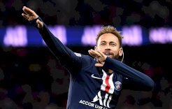 نيمار الهدّاف التاريخي للبرازيل يعود لسانتوس ويحلم بمونديال 2026