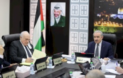 الحكومة تحاول إقناع المانحين باستئناف الدعم.. والرواتب التحدي الأكبر