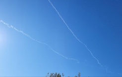 هجمات صاروخية إيرانية متواصلة على إسرائيل 