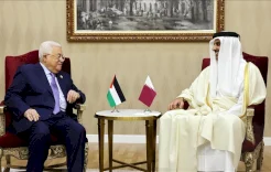 الرئيس يصل قطر ويلتقي الأمير تميم ويعزي بوفاة الشيخ حمد بن خليفة آل ثاني
