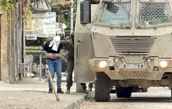 الضفة الغربية: اقتحامات واعتقالات واسعة وتصاعد هجمات المستوطنين على الفلسطينيين