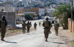 פשיטות ומעצרים בערים השטחים והרס בירושלים