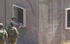 يواصل حربه ضد البناء.. الاحتلال يخطر بوقف الأشغال في 4 منازل شرق بيت لحم