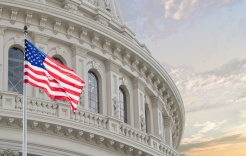 "غوغل" تكشف بيانات طالب متضامن مع فلسطين بطلب من سلطات الهجرة الأميركية