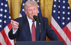 ترامب يدعو حماس إلى التخلي عن سلاحها بشكل "كامل وفوري"