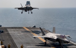 وصول أكثر من 50 مقاتلة تصل المنطقة خلال 24 ساعة استعدادا لضرب إيران