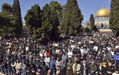 محدث: 100 ألف مصل يؤدون صلاة الجمعة الثانية من رمضان في الأقصى