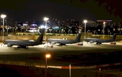 محدث:: إجلاء موظفين.. وصول قطار جوي أميركي لإسرائيل وحاملة أخرى تقترب من سواحل حيفا