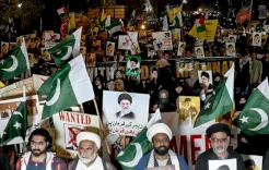 باكستان: قتلى وجرحى في احتجاجات كراتشي على اغتيال خامنئي