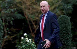 بريطانيا ترفض استبعاد مشاركة طائراتها في الغارات الجوية على إيران