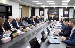 الحكومة تُحدد عطلة عيد الفطر 