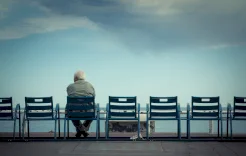 سبب المعاناة من الوحدة المزمنة.. علم النفس يفسر