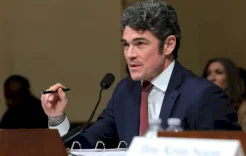  من هو جو كينت الذي هزت استقالته أروقة إدارة ترمب؟