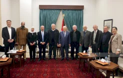 الرئيس عباس يستقبل لجنة متابعة الانتخابات المحلية