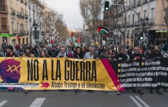 مظاهرات حاشدة في الولايات المتحدة ومدن أوروبية ضد ترامب وإدارته