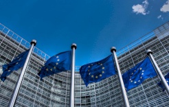 الاتحاد الأوروبي يهدد بفرض عقوبات على إسرائيل حال المصادقة على قانون إعدام الأسرى الفلسطينيين