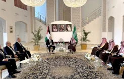 وفد فلسطيني برئاسة نائب الرئيس يلتقي وزير الخارجية السعودي