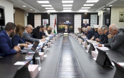 رئيس الوزراء: تحضيرات لإطلاق مشروع طاقة شمسية مركزي بالضفة بـ37 مليون دولار