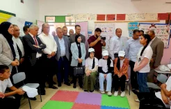 وفد حكومي يتفقد قرية أم صفا ويعلن حزمة تدخلات لتعزيز صمودها وخدماتها الأساسية