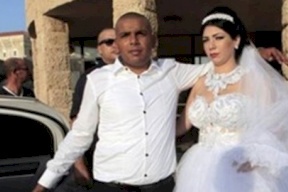 صورة | رجل يقاضي زوجته في صباحية الزفاف بعد أن رأى وجهها