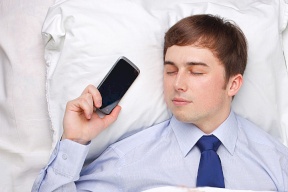 ما نتائج دراسة على 800 شخص تركوا هواتفهم بقرب أدمغتهم؟
