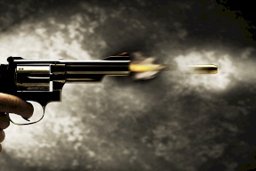 في غزة .. قتل زوجته بالخطأ 