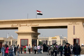 فتح معبر رفح أمام العالقين في مصر 