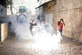 قرابة 100 اصابة في الاقصى 