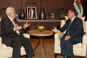 بدء اجتماع القمة بين الرئيس عباس وملك الأردن