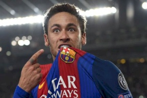 كيف علق الرئيس الفرنسي على انتقال نيمار ؟ 