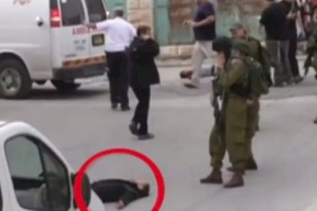 الاحتلال يعتقل مواطنا وثق جريمة اعدام شاب بالخليل