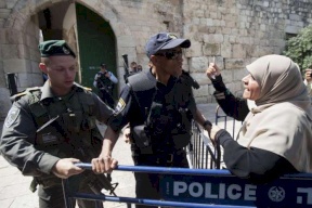 هيومن رايتس: إسرائيل تجرد المقدسيين من إقاماتهم