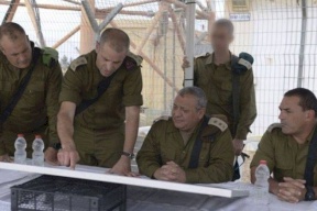 الواتس أب يقتل قائد جيش الاحتلال