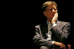 9 سنوات على رحيل الشاعر محمود درويش