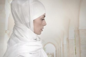 كيف تحافظين على نضارة بشرتك أثناء فريضة الحج؟