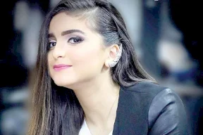 بالصور - حلا الترك إختلف شكلها.. ماذا فعلت ؟