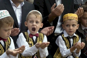 ما هو حكم صلاة الجمعة إذا اجتمعت مع يوم العيد؟