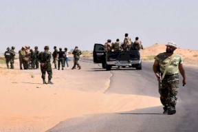 داعش يتقهقر في دير الزور