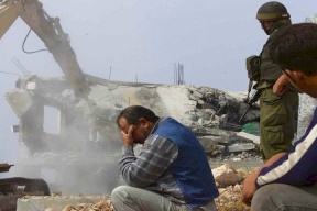 عائلة مقدسية تتلقى أمرا بإخلاء منزلها تمهيدا لهدمه اليوم