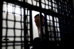 نشر ُ اسماء 14 اسيرا يعانون امراضا خطيرة 