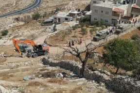 صور- الاحتلال يقتحم حزما ويشق طريقاَ