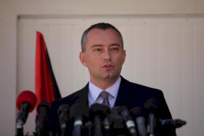 ميلادينوف يصل غزة