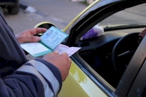 العمومي والمواصلات يُلاحقان "كريم"  