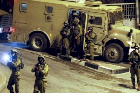 اعتقالات ومداهمات في الضفة والقدس