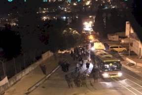 نابلس: مواجهات خلال اقتحام قبر يوسف 