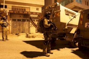 حملة اعتقالات واقتحامات واسعة في الضفة 