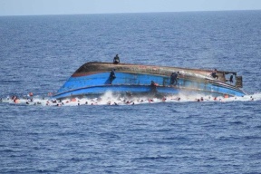 5 قتلى وعشرات المفقودين في غرق مركب لـ"الروهينغا"
