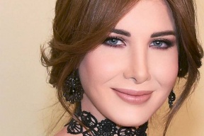 صورة جديدة لنانسي عجرم مع ابنتها في اليخت