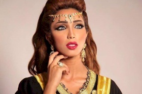بالفيديو.. دنيا بطمة تدخل في نوبة بكاء بسبب حلا الترك!